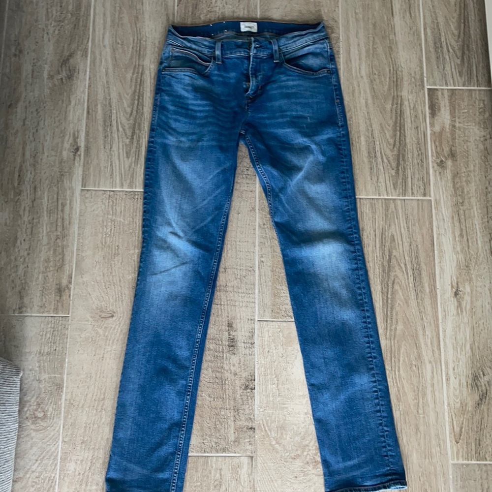 Women’s Hudson blue straight leg jeans